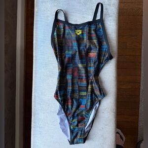 Arena Women’s Slow Motion Cross Back Suit
